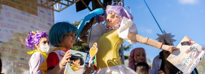 Comicon 2022: le Cosplay Challenges in breve 3 slide kids 696x254 1